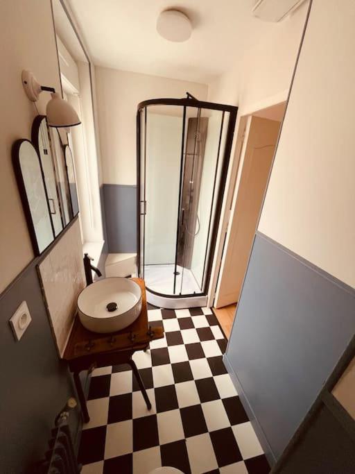 Appartement Musee Le Jour-J Ouistreham Exteriör bild